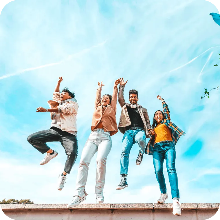 6577a466ceda9a6b78d29b14_hero-desktopdeskto